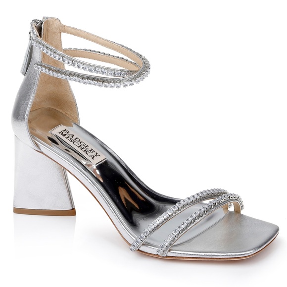 Badgley Mischka Lillie Crystal Dual-
Strapped Block Heels Size 7.5 New - Picture 1 of 11